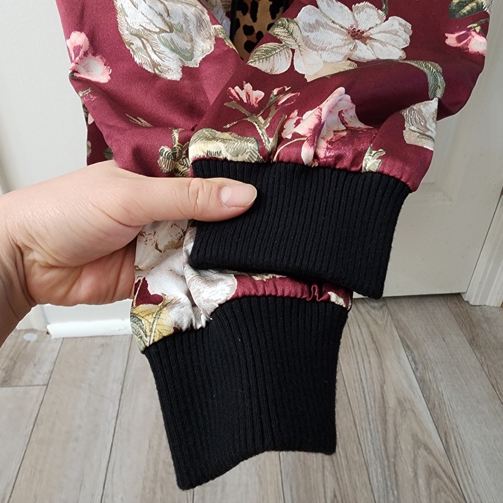 Alice + olivia Reversible Blouson Flower Pattern/Leopard Pattern Bomber Jacket - Picture 6 of 10